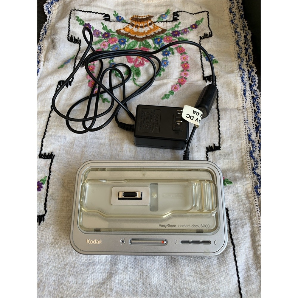 Kodak Easyshare Camera Dock 6000 for CX/DX 6000 7000 LS 600 700 Series